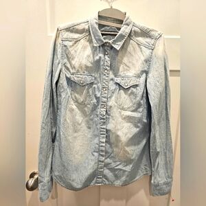 Zara Woman Light Wash Denim Snap Button Shirt Size M – Western Style
